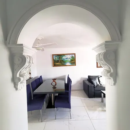 3 Bedroom Pool Front In 펜션 *